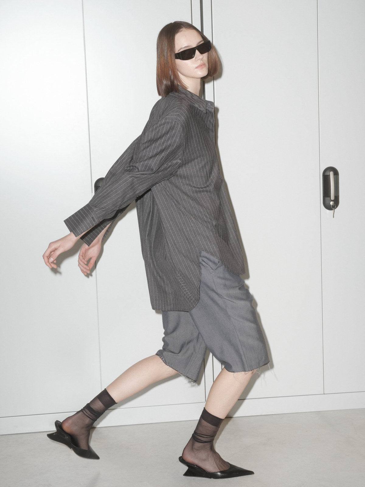 THE STATEMENT SHIRT — Sleeve It Down 004