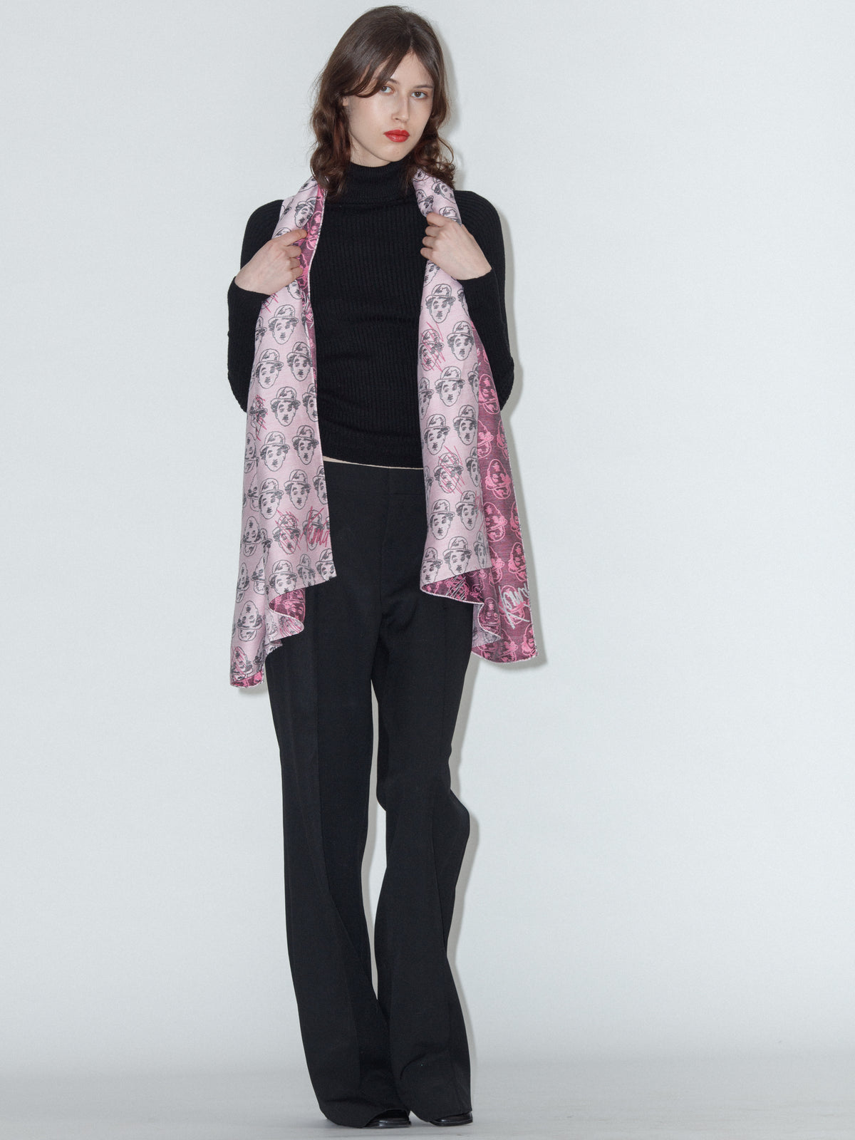 CHARLIE viscose and silk scarf in Pink worn by a model
