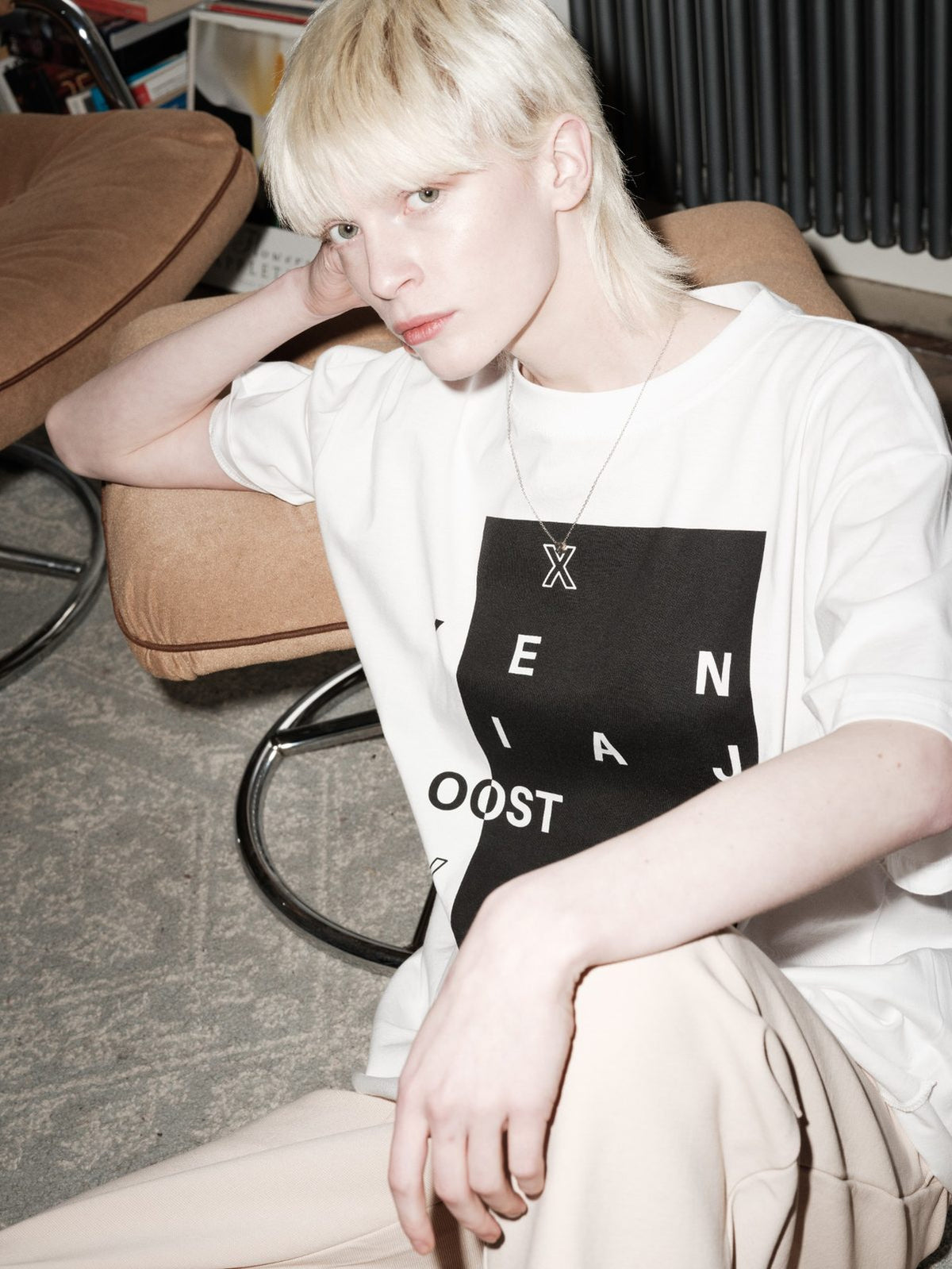 OUTSIDE OF THE BOX oversized T-shirt by Xenia Joost, editorial
