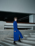 THE STATEMENT DRESS — Sleeve It Up 002 in vivid blue, moving side view
